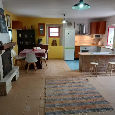 A Casa De Florinda Alloggio in famiglia *