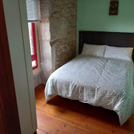 A Casa De Florinda Oia